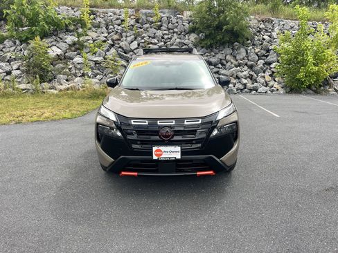 Used 2026 Nissan Rogue SV AWD/4WD image 28