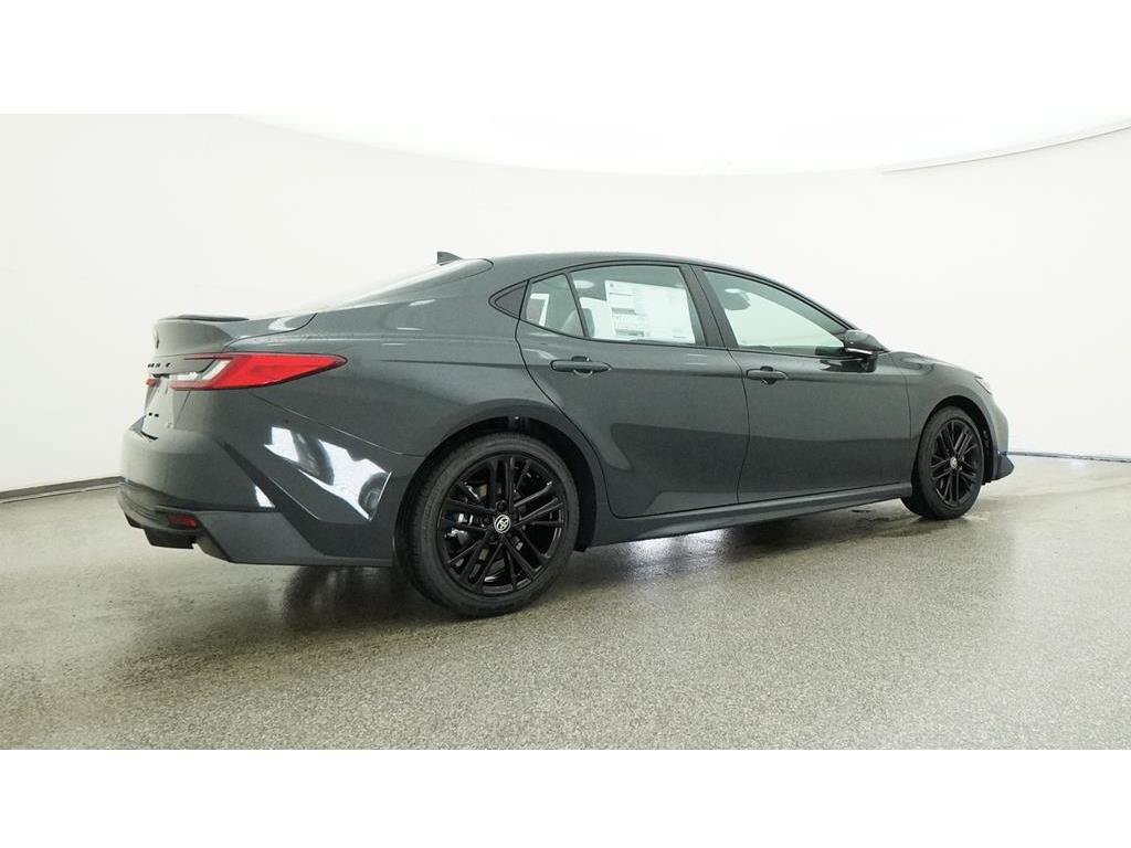Used 2025 Toyota Camry SE FWD image 30