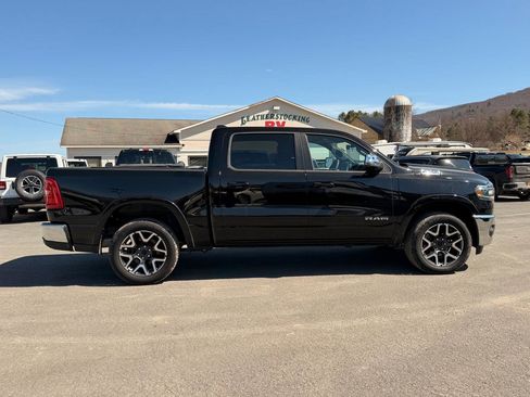 Used 2026 RAM 1500 Laramie AWD/4WD image 3