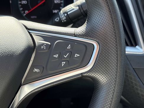 Used 2025 Chevrolet Malibu LT FWD image 18