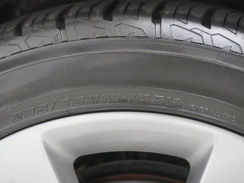 Used 2016 Toyota Sienna SE FWD image 31