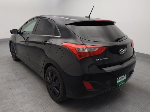 Used 2016 Hyundai Elantra GT FWD image 5