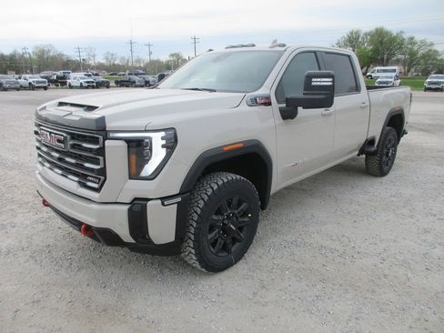 New 2026 GMC Sierra 3500 AT4 image 10