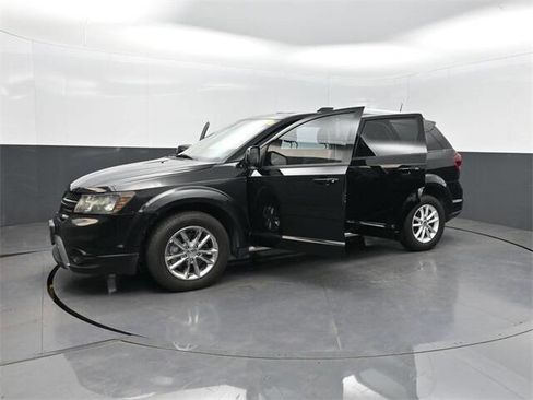 Used 2020 Dodge Journey Crossroad image 31