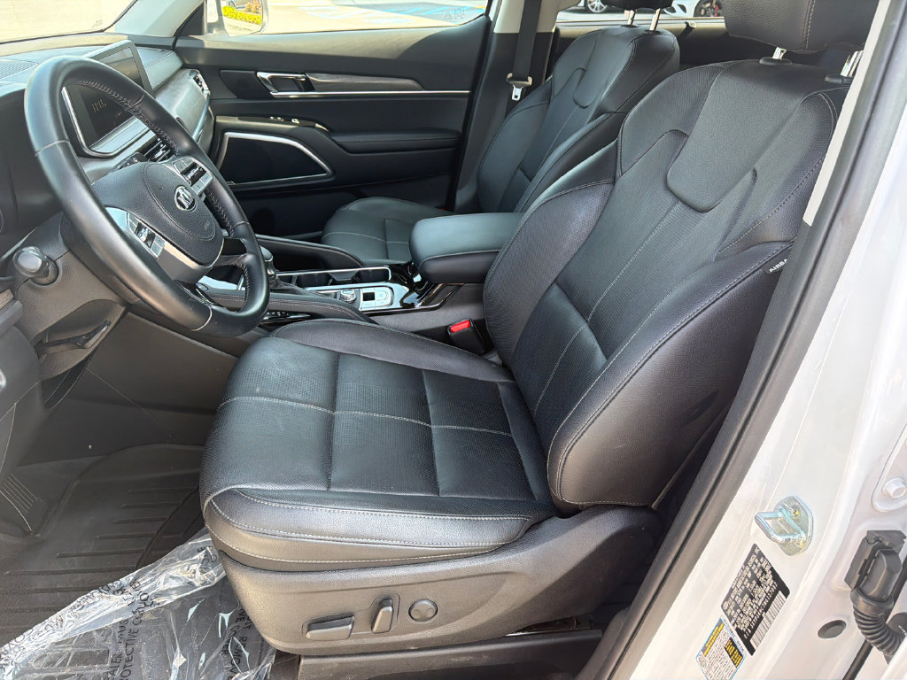 Used 2021 Kia Telluride EX w/ EX Premium Package FWD image 11