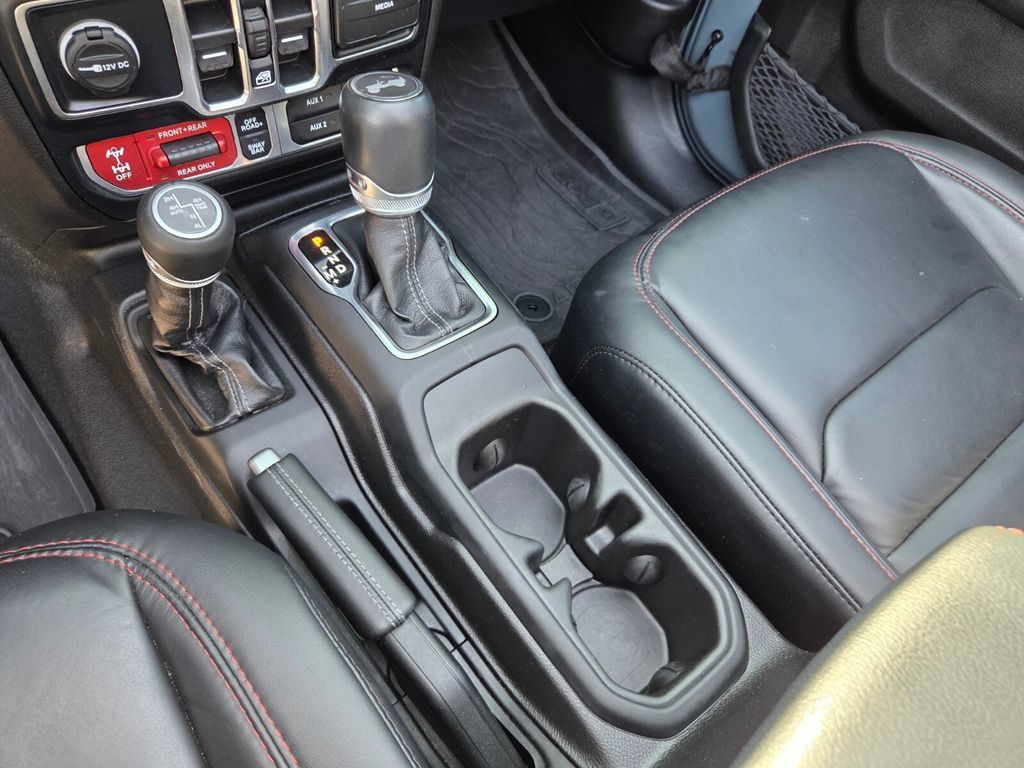 Used 2024 Jeep Wrangler Unlimited Rubicon AWD/4WD image 26