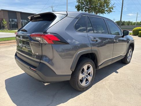 Used 2024 Toyota RAV4 LE FWD image 5