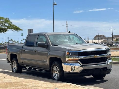 Used 2017 Chevrolet Silverado 1500 LT w/ All Star Edition image 6