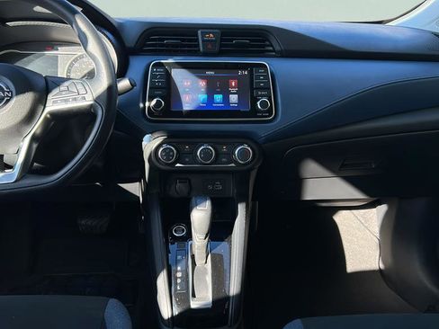 Used 2025 Nissan Versa SV w/ Trunk Package image 20