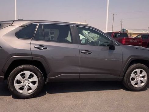 Used 2025 Toyota RAV4 LE AWD/4WD image 2