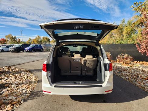 Used 2023 Honda Odyssey Elite image 23