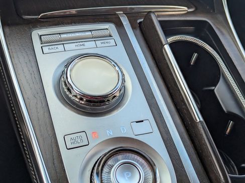 Used 2024 Genesis GV80 2.5T image 25