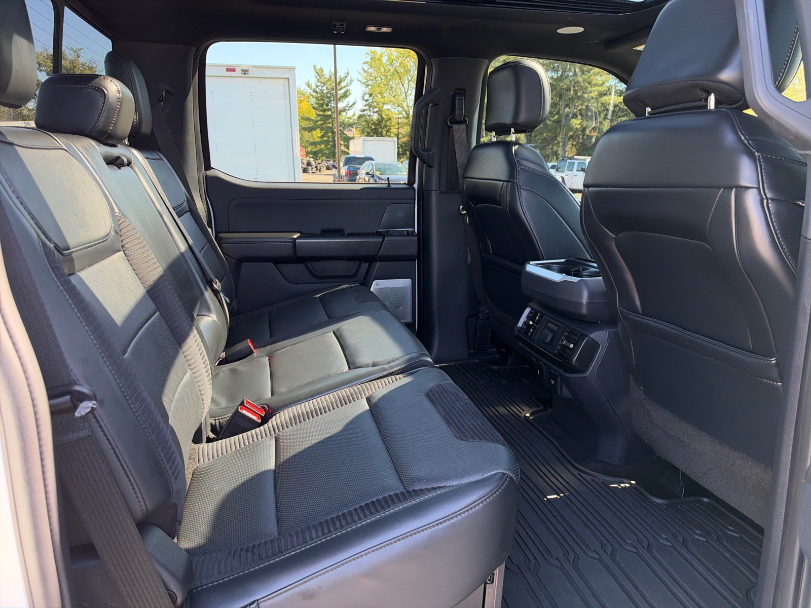 Used 2023 Ford F150 Raptor w/ Raptor 37 Performance Package AWD/4WD image 19