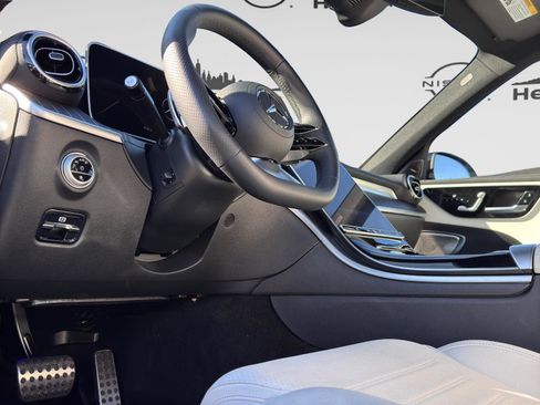 Used 2024 Mercedes-Benz C 300 C 300 w/ Pinnacle Trim Package image 9