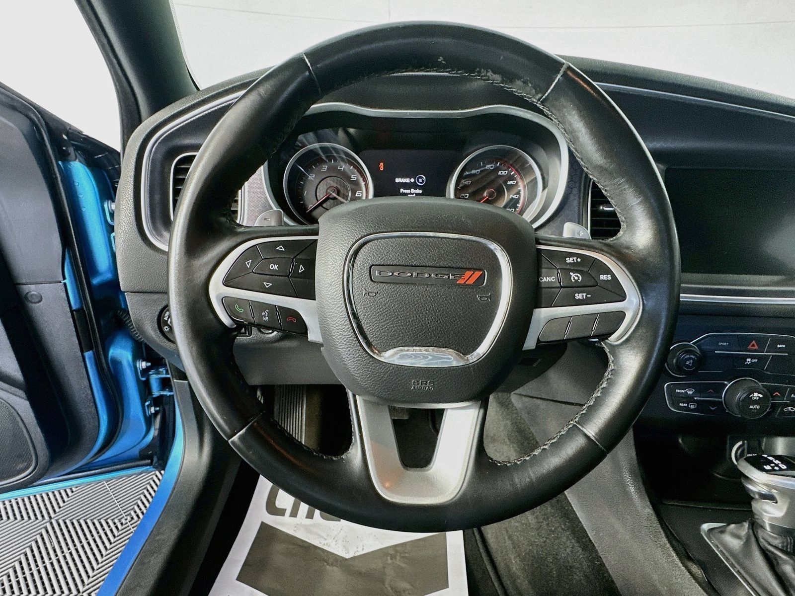 Used 2015 Dodge Charger R/T RWD image 11