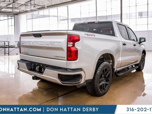 Used 2022 Chevrolet Silverado 1500 Custom image 27