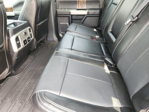 Used 2019 Ford F150 Lariat AWD/4WD image 34