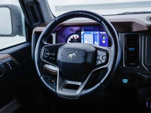 Used 2022 Ford Bronco Outer Banks image 16