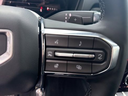 New 2026 GMC Terrain Elevation w/ Elevation Premium Package image 16