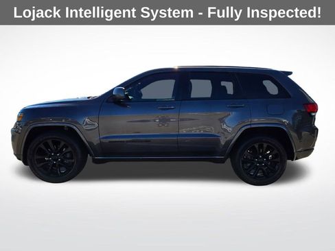 Used 2017 Jeep Grand Cherokee Altitude image 5