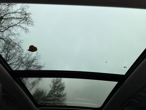 Certified 2025 Volvo XC60 B5 Plus image 28