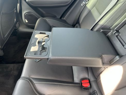 Used 2023 Volvo XC60 B5 Ultimate w/ Climate Package image 26