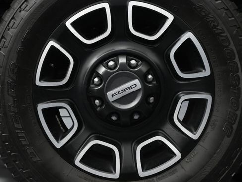 Used 2024 Ford F250 Platinum AWD/4WD image 10