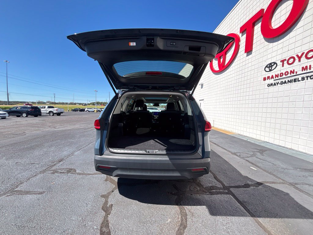 Used 2025 Toyota Grand Highlander FWD image 33