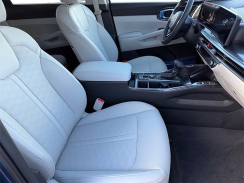 New 2025 Kia Sorento S w/ Panoramic Sunroof Package image 15