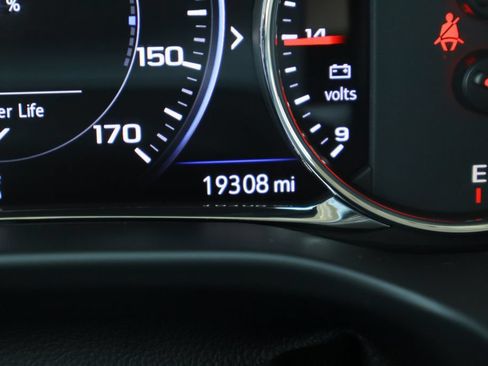 Certified 2023 GMC Acadia Denali w/ Denali Ultimate Package FWD image 14