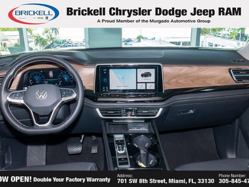 Used 2025 Volkswagen Atlas SE FWD image 16