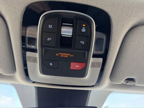 Certified 2022 Hyundai Santa Fe Limited AWD/4WD image 15
