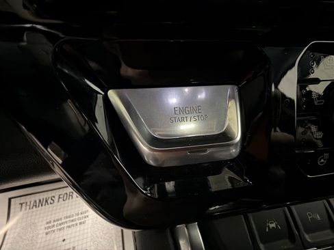 Used 2024 GMC Sierra 1500 Denali image 17