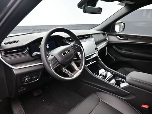 New 2026 Jeep Grand Cherokee L Limited AWD/4WD image 14