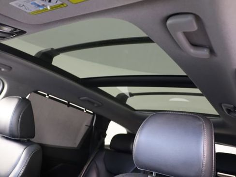 Used 2023 Hyundai Santa Fe Limited image 19