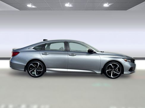 Certified 2022 Honda Accord Sport image 8