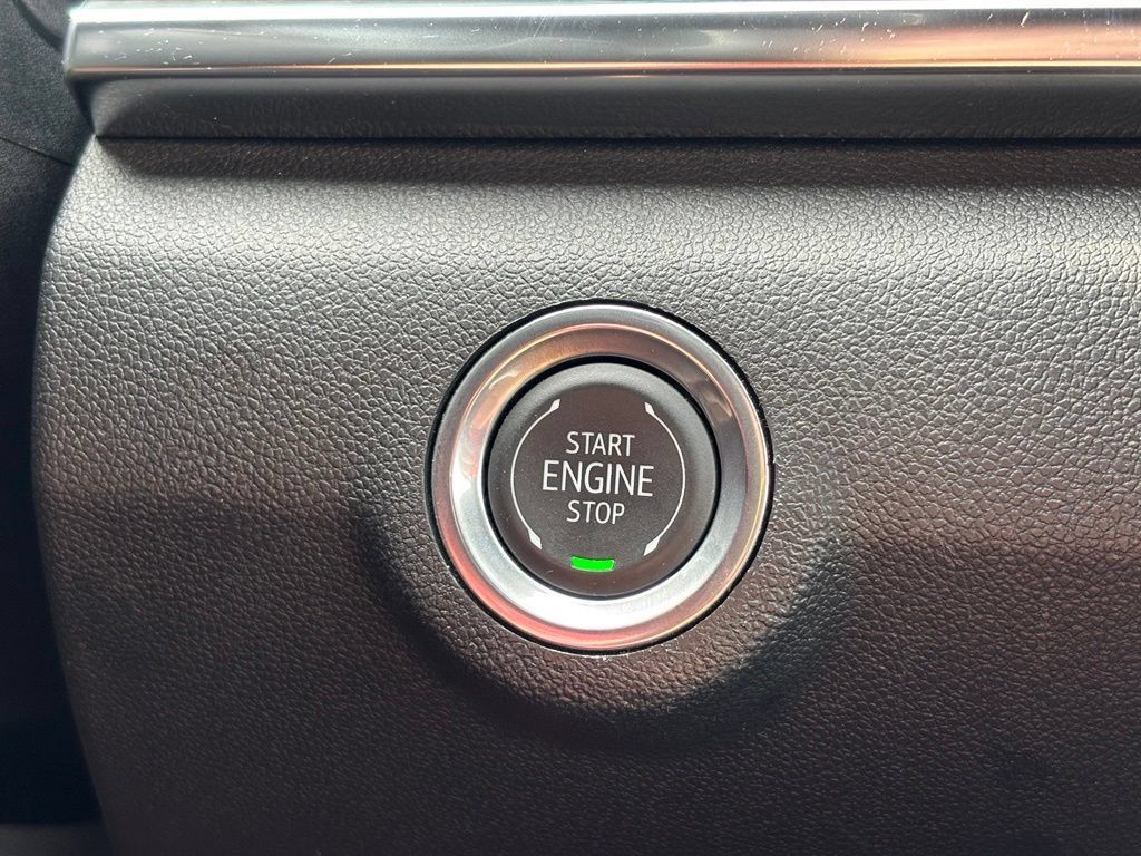 Used 2026 GMC Terrain Elevation w/ Elevation Premium Package AWD/4WD image 30