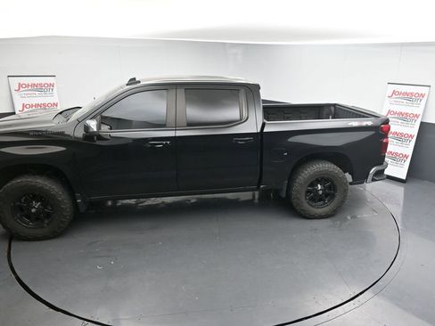 Used 2022 Chevrolet Silverado 1500 LT image 13