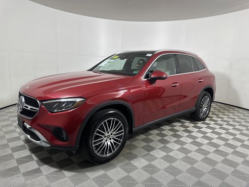 New 2026 Mercedes-Benz GLC 300 4MATIC image 3