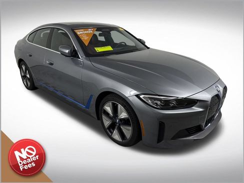 Used 2023 BMW i4 eDrive40 RWD image 1
