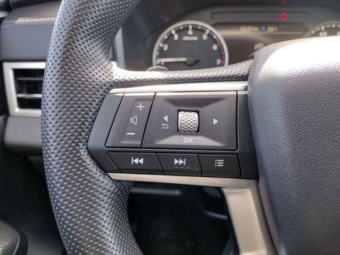 New 2026 Mitsubishi Outlander ES image 24