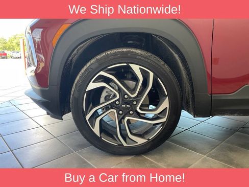 Used 2025 Chevrolet TrailBlazer RS w/ Convenience Package AWD/4WD image 15