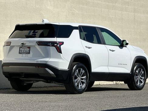 Used 2026 Chevrolet Equinox LT image 4