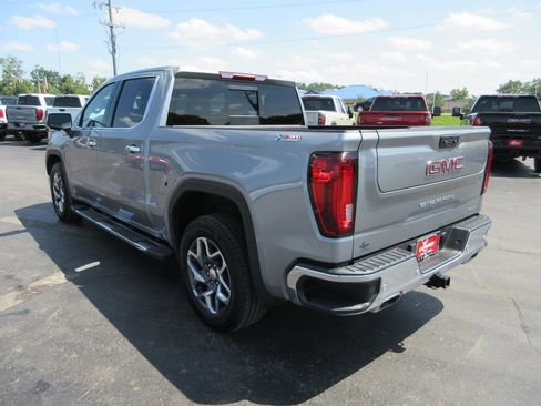 Certified 2024 GMC Sierra 1500 SLT w/ SLT Premium Plus Package AWD/4WD image 9