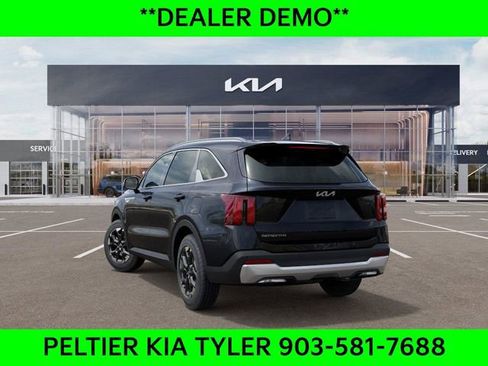 New 2025 Kia Sorento S w/ Panoramic Sunroof Package FWD image 4