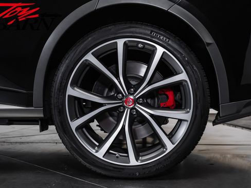 Used 2021 Jaguar F-PACE SVR AWD/4WD image 18