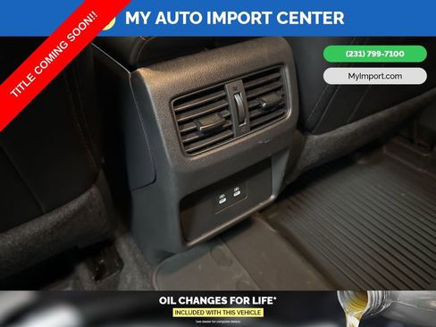 Certified 2025 Nissan Rogue SV image 27