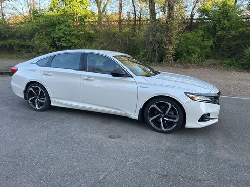 Used 2022 Honda Accord Sport image 14