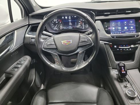 Used 2022 Cadillac XT5 Premium Luxury w/ Technology Package image 16