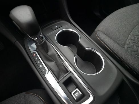 Used 2022 Chevrolet Equinox LT FWD image 17